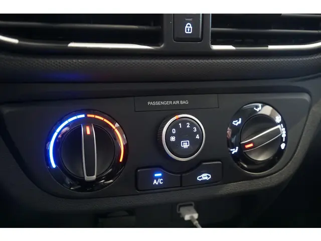 Hyundai i10 1.0 Comfort Smart 2021 Benzine 14
