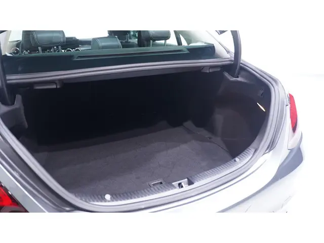 Mercedes-Benz C-Klasse 180 Avantgarde 2019 Benzine 11