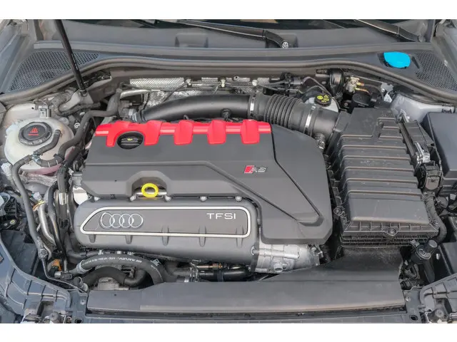 Audi RS3 Sportback 2.5 TFSI 400PK Quattro 2023 Benzine 47