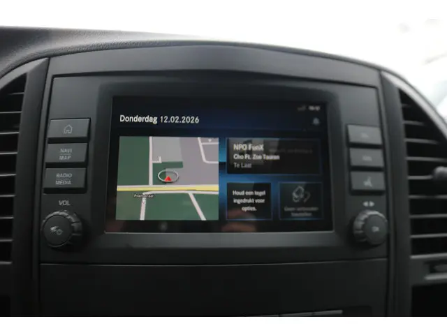 Mercedes-Benz eVito 112 L2 60 kWh Led 2025 Elektrisch 20