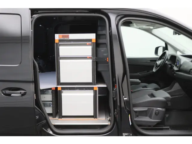 Volkswagen Caddy Cargo 2.0 TDI DSG Comfort 2021 Diesel 14