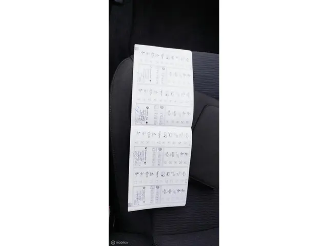 BMW X1 sDrive18i 2013 Benzine 26