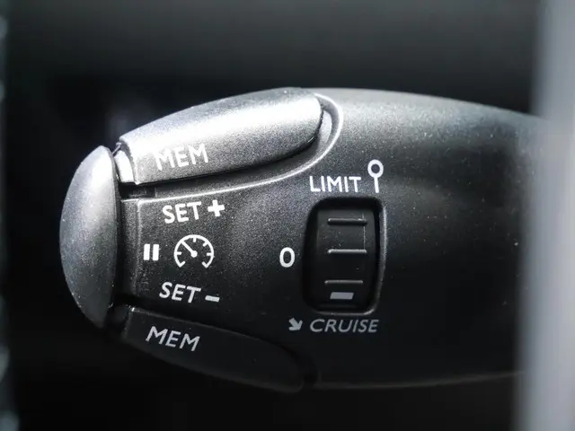 Peugeot 208 1.2 PureTech Allure Pack 2021 Benzine 18