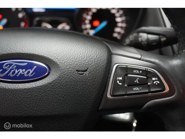 Ford Focus Wagon 1.0 Lease Edition 2017 Benzine 26