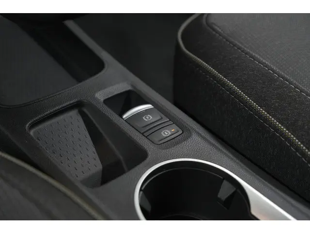 Renault Captur Mild Hybrid 160 EDC Techno 2025 Benzine 40