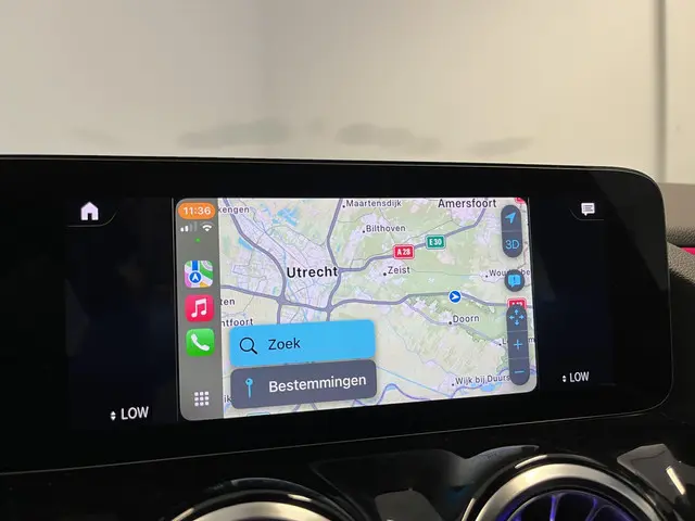 Mercedes-Benz GLA 250 e AMG Line 2020 Hybride Benzine 27