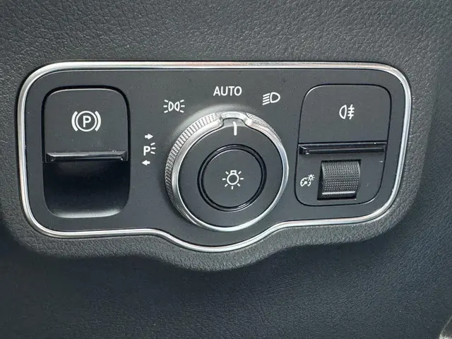 Mercedes-Benz GLA AMG 35 4MATIC 2021 Benzine 53