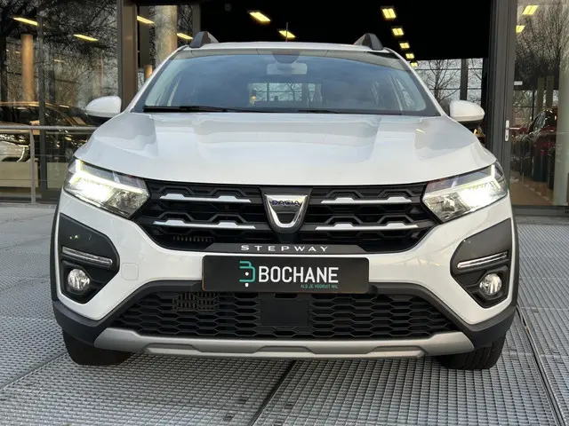 Dacia Sandero Stepway 1.0 TCe 90 Comfort 2023 Benzine 16