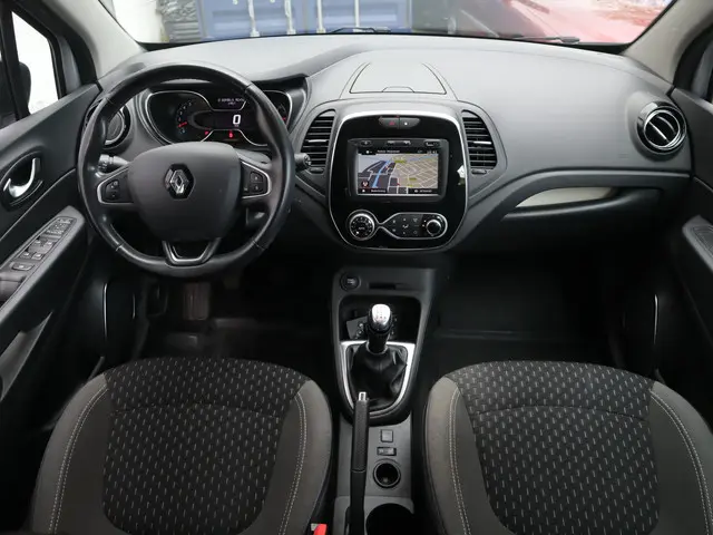 Renault Captur 0.9 TCe Intens 2019 Benzine 25