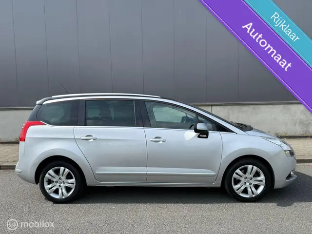 Peugeot 5008 3