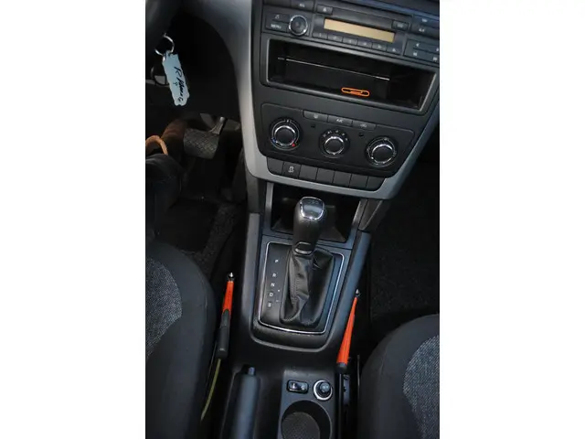 Škoda Yeti 1.2 TSI Active AUTOMAAT 2014 Benzine 29
