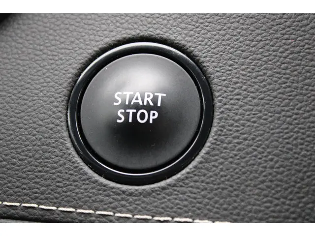 Renault Scénic 1.3 TCe 140 EDC Intens 2020 Benzine 24