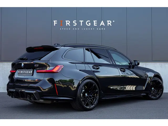 BMW M3 Touring xDrive Competition 2024 Benzine 2