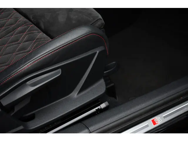 Audi A3 Sportback 35 TFSI S edition 2020 Benzine 64