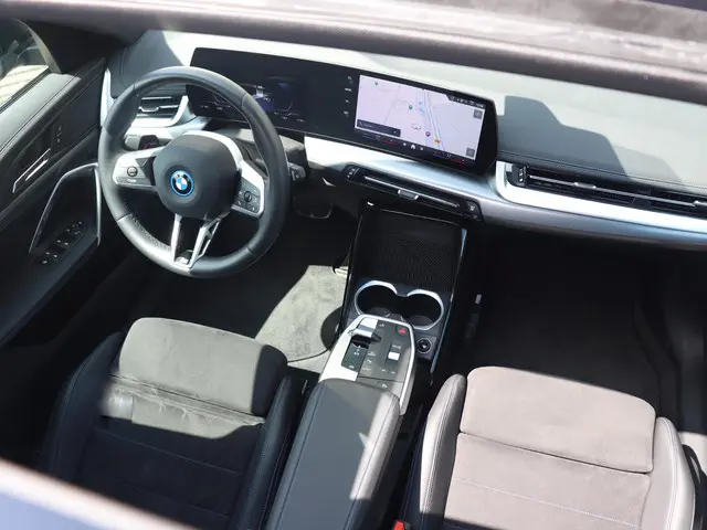 BMW iX1 eDrive20 2024 Elektrisch 17