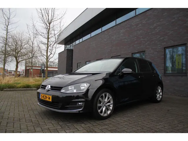 Volkswagen Golf 1.2 TSI Highline 2013 Benzine