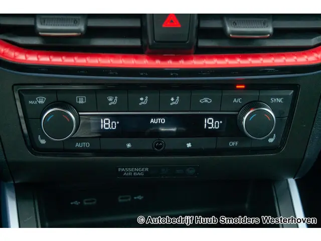 SEAT Arona 1.0 TSI FR Business Intense 2021 Benzine 37