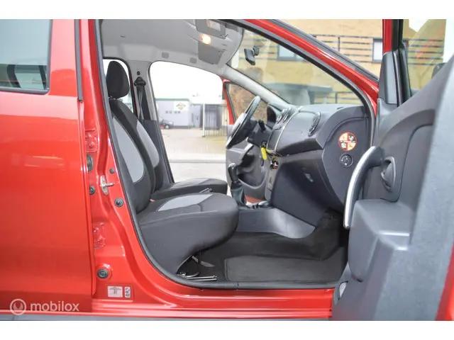 Dacia Sandero Stepway 0.9 TCe Lauréate 2014 Benzine 23