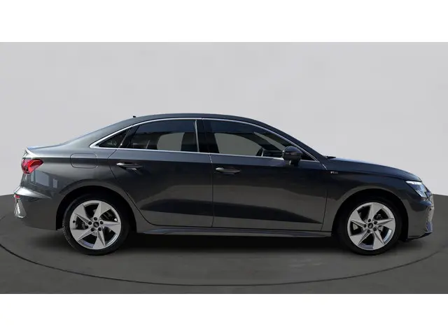 Audi A3 Limousine 30 TFSI 110Pk S Edition 2024 Benzine 6
