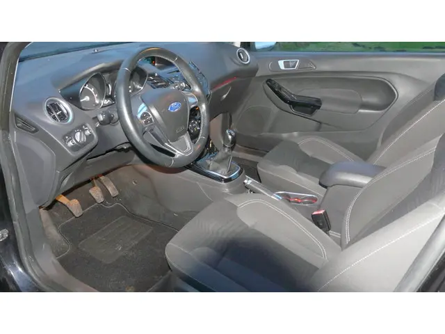 Ford Fiesta 1.0 EcoBoost Titanium 2013 Benzine 15