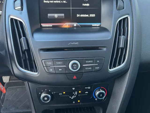 Ford Focus Wagon 1.0 Trend Edition 2015 Benzine 9