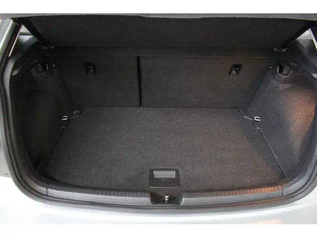 Volkswagen Polo 1.0 TSI Life 2022 Benzine 5