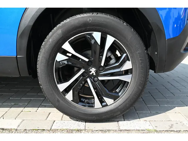 Peugeot 2008 1.2 PureTech Allure Pack 2021 Benzine 10