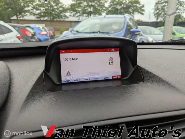 Opel Mokka 1.6 Selection 2015 Benzine 24