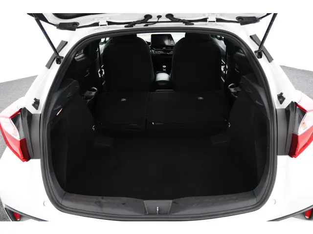 Toyota C-HR 1.8 Hybrid Dynamic 2018 Hybride Benzine 25