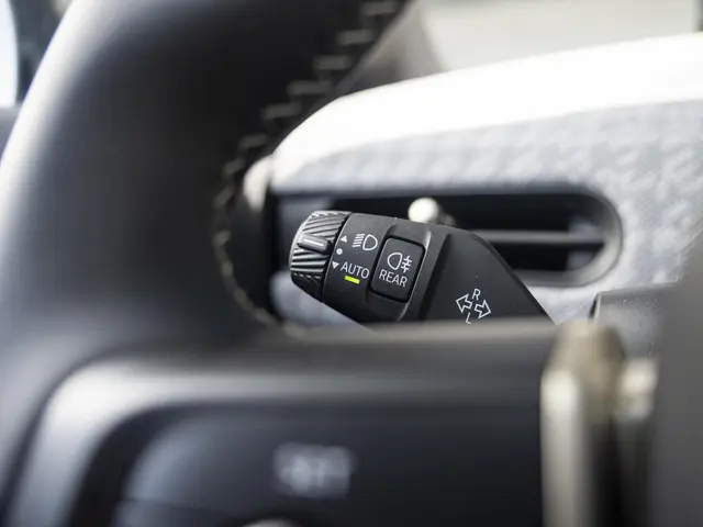 MINI 5-Deurs C 2025 Benzine 19