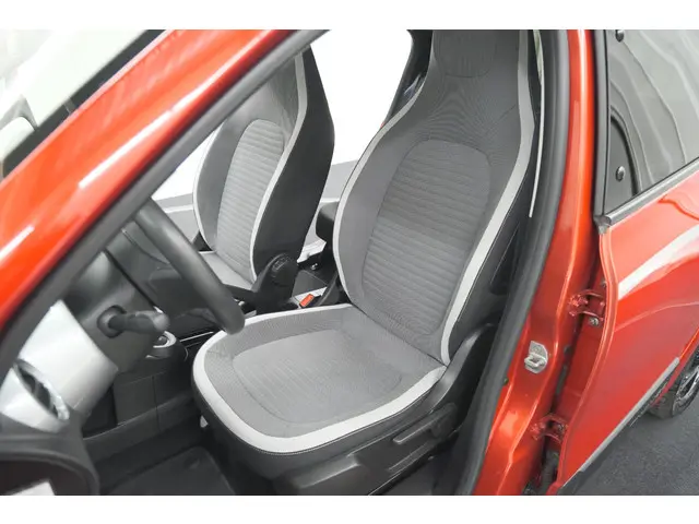 Renault Twingo 1.0 SCe Limited 2019 Benzine 25