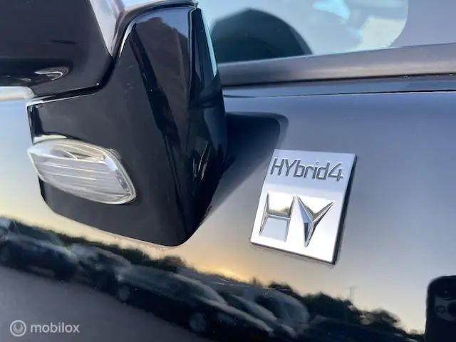 Peugeot 3008 2.0 HDiF HYbrid4 2013 Hybride Diesel 12