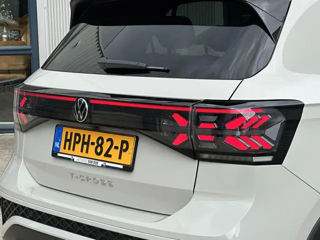 Volkswagen T-Cross 1.5 TSI R-Line Business 2024 Benzine 40