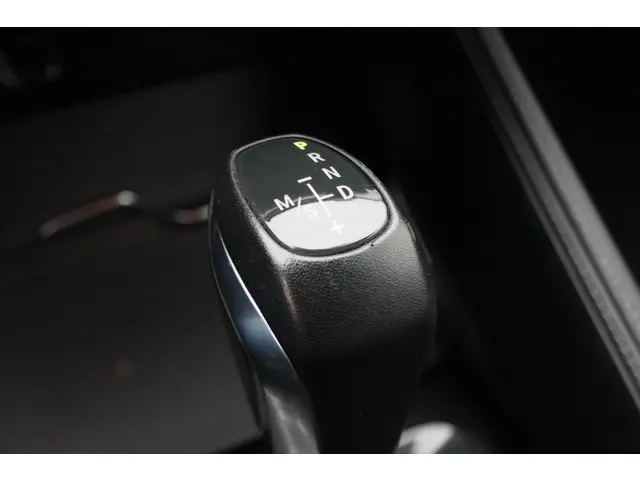 BMW X1 sDrive18i High Executive Automaat 2017 Benzine 53