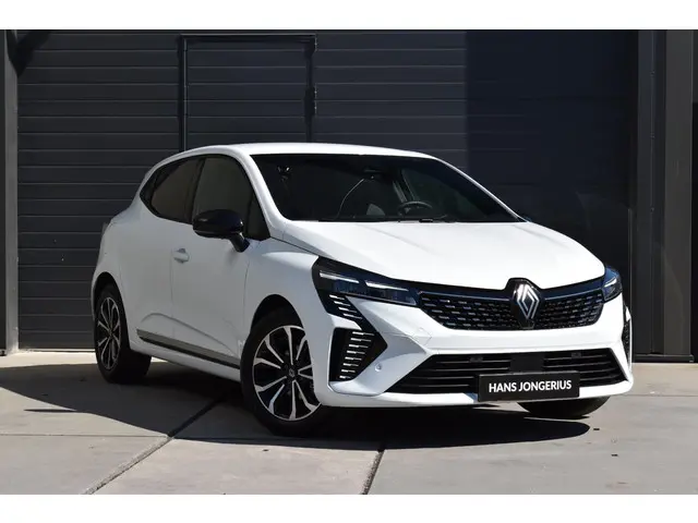 Renault Clio TCe 90 GPF techno 2024 Benzine 6