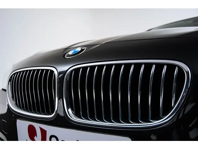 BMW 5 Serie 520i Executive 2016 Benzine 49