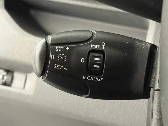 Opel Vivaro 1.5 CDTI L3H1 Edition 2021 Diesel 19