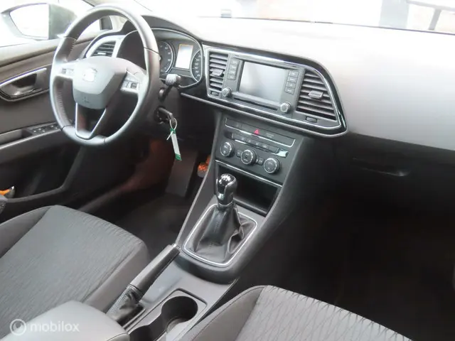 SEAT Leon ST 1.4 TSI ACT Style/nav/pdc/clima. 2015 Benzine 2