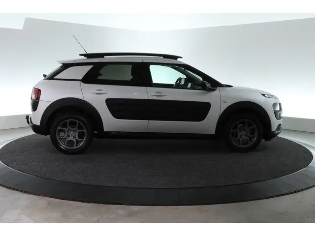 Citroën C4 Cactus 1.2 PureTech Shine 2015 Benzine 7