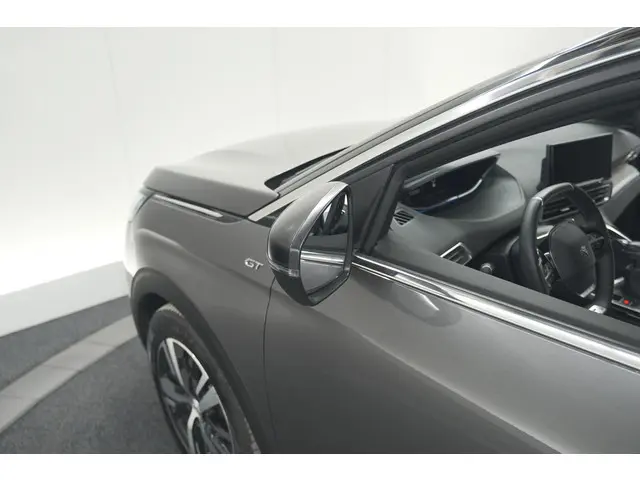 Peugeot 5008 PureTech 130 GT 2024 Benzine 23
