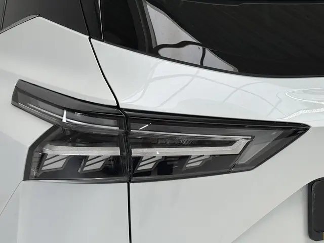 Nissan QASHQAI 1.3 MHEV Xtronic Tekna Plus 2025 Benzine 33