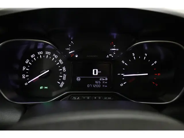 Citroën C3 Aircross 1.2 PureTech S&S Shine 2019 Benzine 29