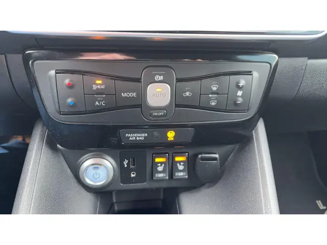 Nissan Leaf N-Connecta 40 kWh 2018 Elektrisch 22