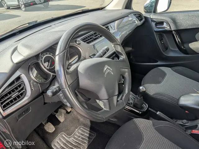 Citroën C3 1.2 VTi Collection 2014 Benzine 7