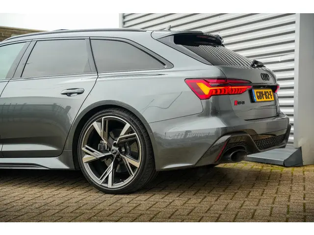 Audi RS6 A6 Avant TFSI quattro 2020 Benzine 36