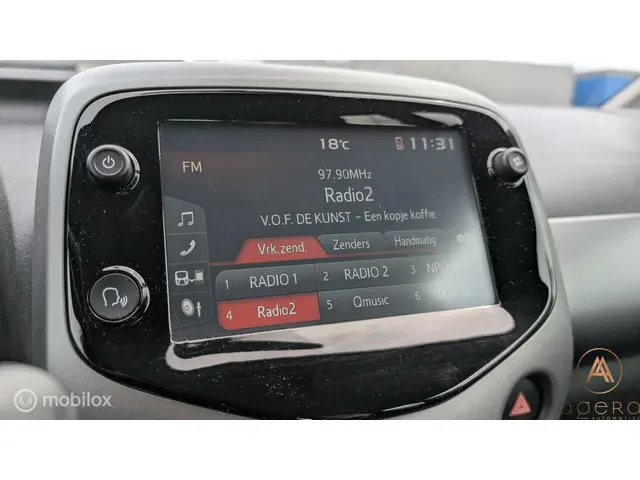 Toyota Aygo 1.0 VVT-i x-cite 2019 Benzine 24