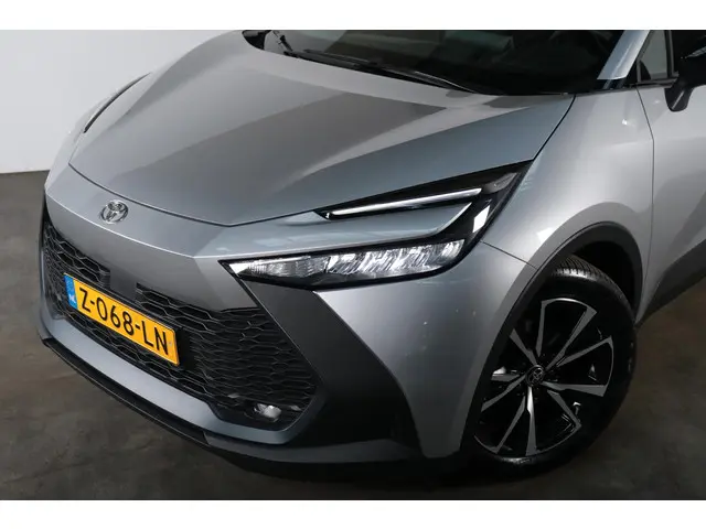 Toyota C-HR 1.8 Hybrid 140 Dynamic, 2024 Hybride Benzine 11