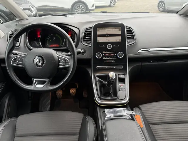 Renault Scénic 1.2 TCe Bose 2017 Benzine 3