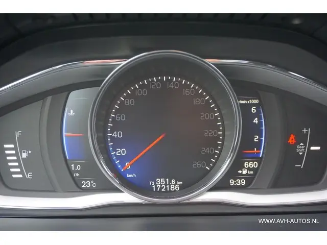 Volvo V60 2.0 T3 Summum 2017 Benzine 13