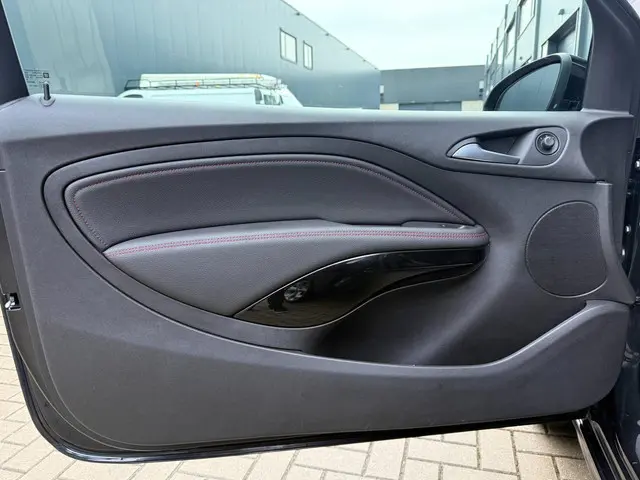 Opel ADAM 1.4 Turbo S 2015 Benzine 10